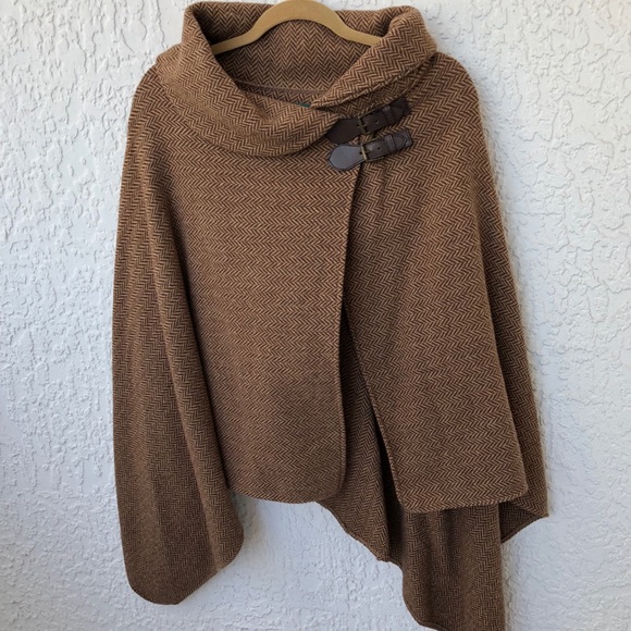 Ralph Lauren Sweaters - Gorgeous Ralph Lauren tan Poncho